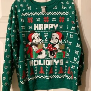 Disney Christmas Sweatshirt  size xlarge, (15-17)   Green. Mickey and Minnie